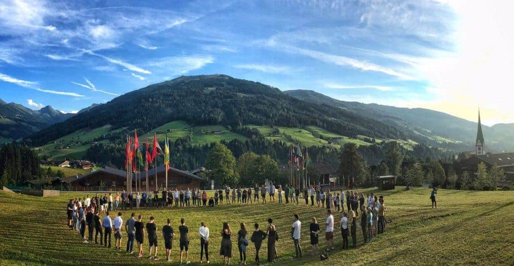 bolsas para participar de evento internacional European Forum Alpbach Austria