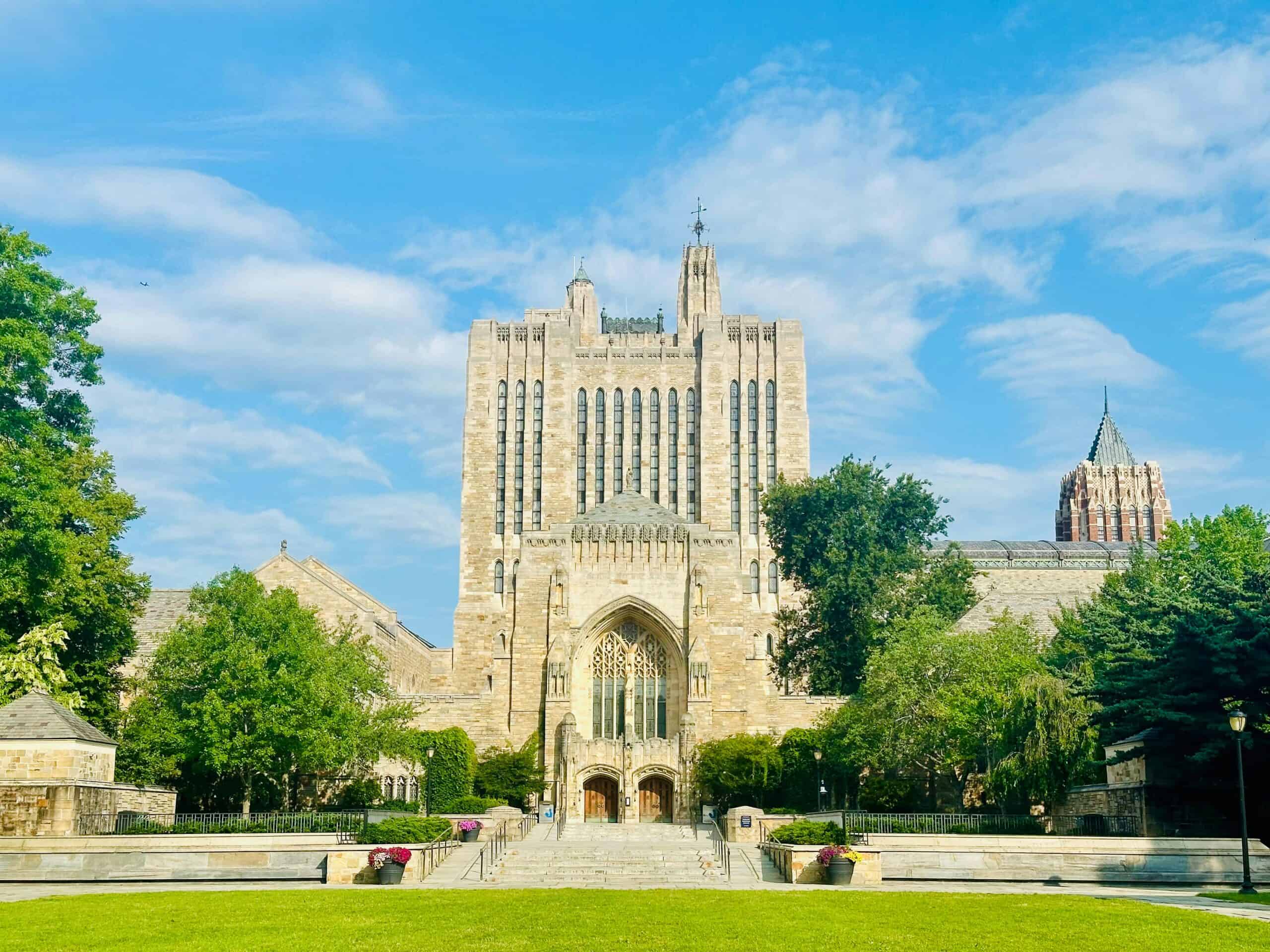 yale peace fellowship 2027 richard-liu unsplash
